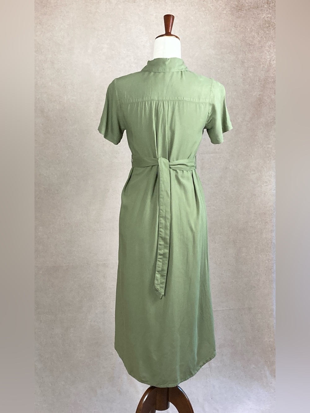 April Cornell Sage Green Button-Front Midi Safari Dress - Picture 2 of 7